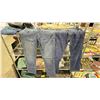Image 3 : FOUR PAIRS OF JEANS