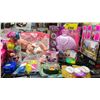 Image 4 : SHELF OF ASSORTED CHILDRENS TOYS