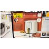 Image 3 : SHELF OF SMALL APPLIANCES - AIR FRYER, STAND MIXERS & BLENDER