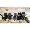 Image 1 : 5 BLACK OFFICE CHAIRS