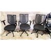 Image 3 : 5 BLACK OFFICE CHAIRS