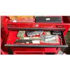 Image 3 : INTERNATIONAL MOBILE TOOL CABINET WITH CONTENTS