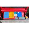 Image 4 : INTERNATIONAL MOBILE TOOL CABINET WITH CONTENTS
