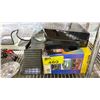 Image 4 : HELLA 530 DRIVING LAMPS & ASSORTED VEHICLE ITEMS