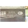 Image 2 : QUEEN SIZE AIR MATTRESS