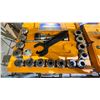 Image 5 : MILL CHUCK SET, CENTER SET, SMALL HAND TOOLS & MORE