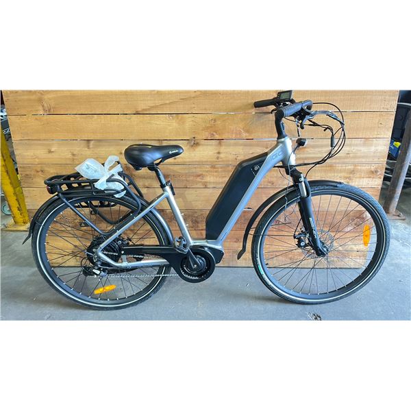 IGO 7 SPEED ELECTRIC BIKE WITH CHARGER *NO KEY/WORKING CONDITION UNKNOWN*