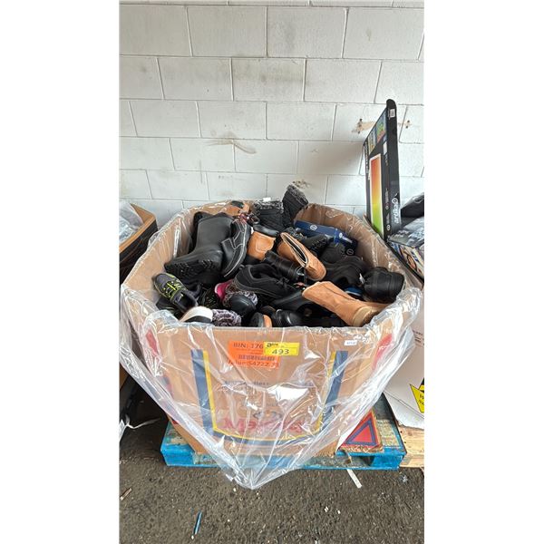 PALLET OF MENS/WOMENS/CHILDRENS SHOES *MUST TAKE ALL ON PALLET*