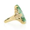 Image 5 : Vintage 10k Yellow Gold Oval Floral Carved Jade w/ Etched Open Work Platter Ring