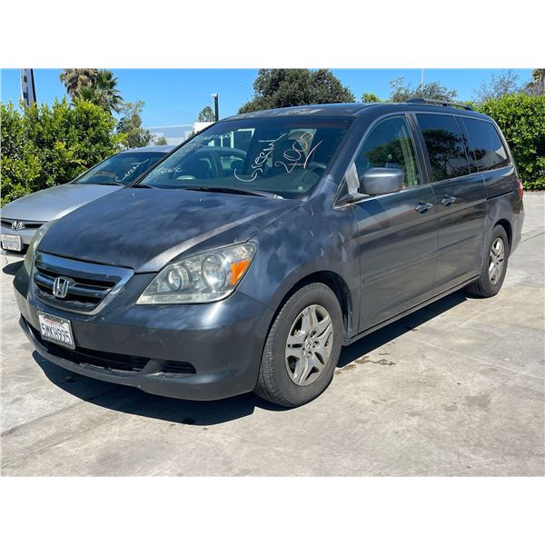 HOND ODYSSEY 2005 T-DONATION