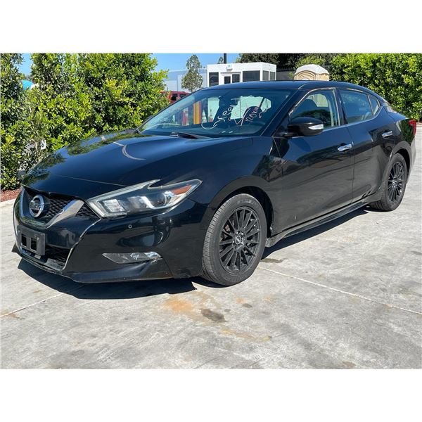 NISS MAXIMA 2018 WAIT/TITLE