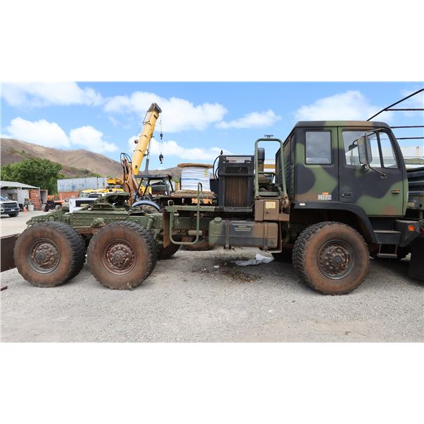 Stewart & Stevenson Military Truck Tractor 11891 Miles, 3 Axles w/ 5th Wheel (Does Not Run)