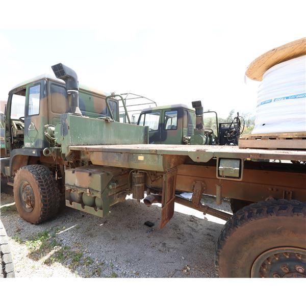 Stewart & Stevenson Military Flatbed Truck M-1078  (does not run - no plates or title)