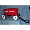Image 2 : Radio Flyer child's pull along toy wagon