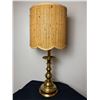 Image 1 : Brass-like Table Lamp