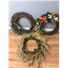 Image 1 : Seasonal Wreaths