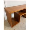 Image 2 : Mid-Century Modern Shelving Unit