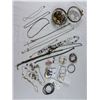 Image 1 : Assortment of Jewellery