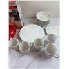 Image 2 : Kitchen Starter Lot