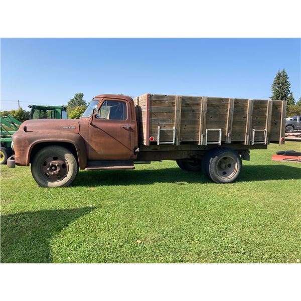 1954 FORD F-500 - RUNS AND DRIVES! ***ONLY 46,739 MILES***