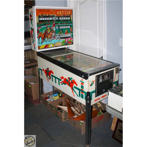 WILLIAMS HOT TIP PINBALL MACHINE