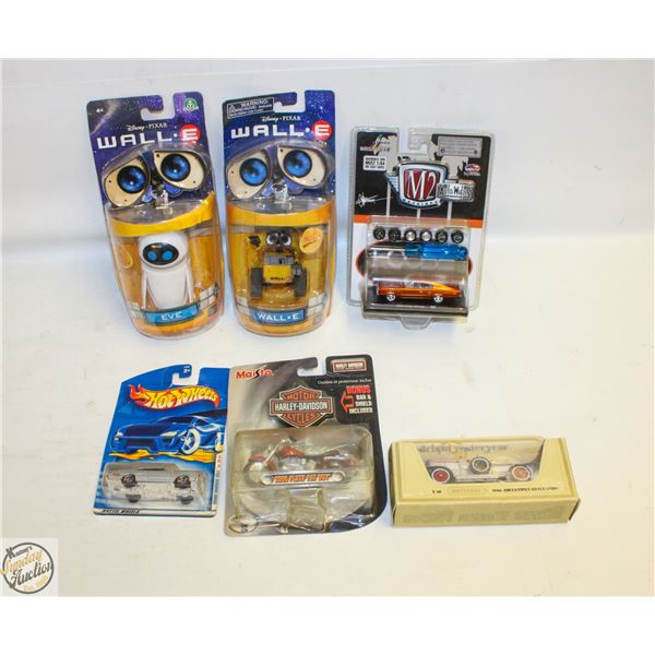 LOT OF 4 DIECAST CARS & 2 DISNEY WALL-E FIGURES