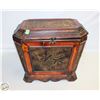 Image 1 : DECORATIVE STORAGE CHEST