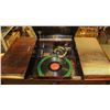 Image 3 : VICTOR ORTHOPHONIC VICTROLA GRANADA C-4372