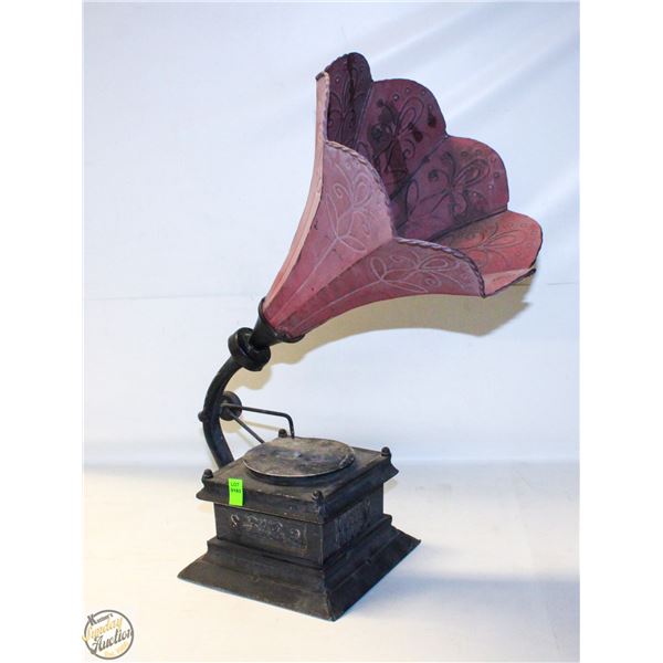 GRAMOPHONE ORNAMENT