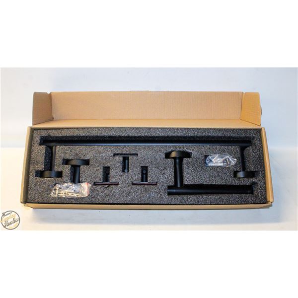 NEW BATHROOM STAINLESS STEEL TOWEL SET