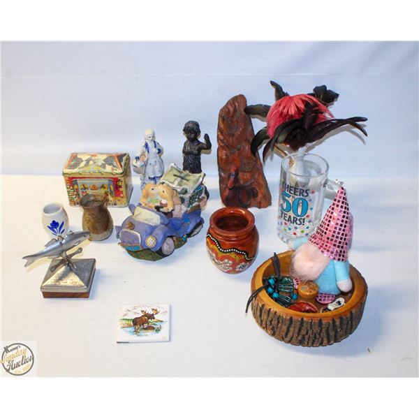 FLAT OF VINTAGE COLLECTIBLES INCLUDES CERAMICS AND
