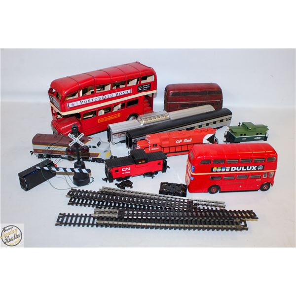 FLAT OF VINTAGE COLLECTIBLE HO SCALE TRAINS INCLS