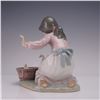 Image 3 : Lladro Porcelain Figurine, It's Your Turn 1005959