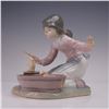 Image 4 : Lladro Porcelain Figurine, It's Your Turn 1005959
