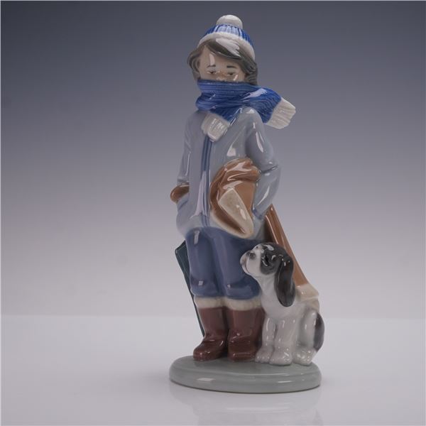 Lladro Porcelain Figurine, Winter 01005220