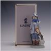 Image 4 : Lladro Porcelain Figurine, Winter 01005220