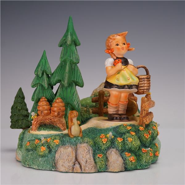 3pc Goebel Hummel Figurine Set, Sister (98) and Summer Stroll (948-D)