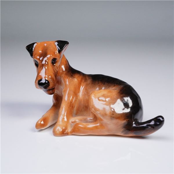 Royal Doulton Figurine, Airedale Terrier K5