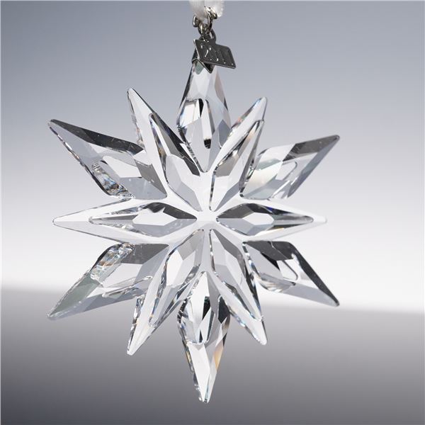Swarovski Crystal Figurine, 2011 Christmas Ornament 1092037