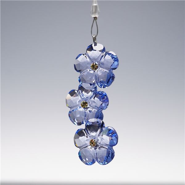 Swarovski Crystal Ornament, 2011 Renewal Gift, Arctic Flower 1055006