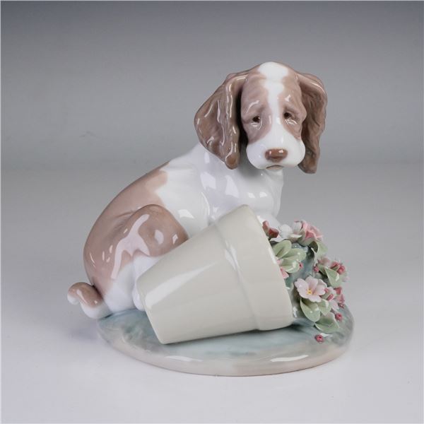 Lladro Porcelain Figurine,  It Wasn't Me! 1007672