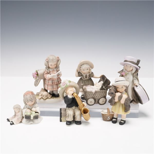 6pc Enesco Alaska Momma Children Figurines, Pretty as A Picture