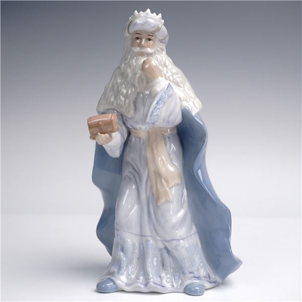 Royal Doulton Figurine, King Standing with Box
