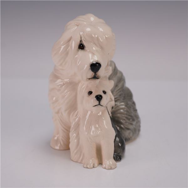 Royal Doulton Figurine, Sheepdog and Pup DA176