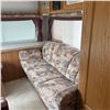 Image 10 : 1996 TRAVELAIRE TW220 22 FT FIFTH WHEEL