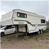 Image 3 : 1996 TRAVELAIRE TW220 22 FT FIFTH WHEEL
