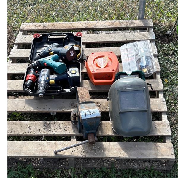 LOT 182 - MISCELLANEOUS CORDS AND MORE