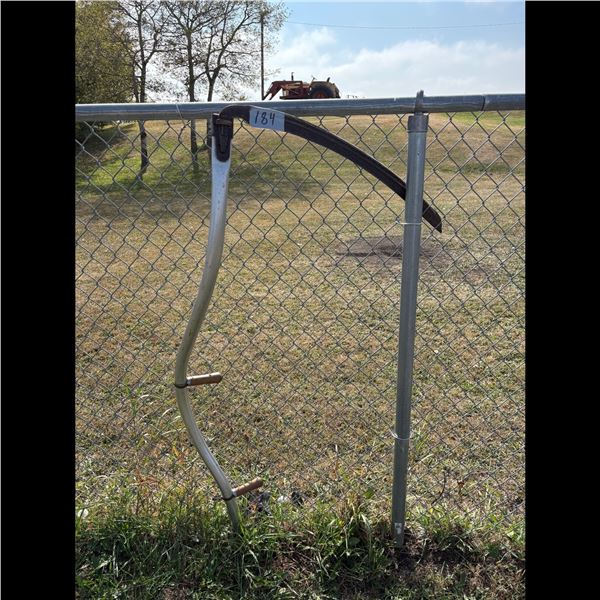 SCYTHE WITH ALUMINUM HANDLE