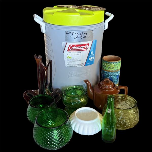 LOT OF HOUSEHOLD STUFF