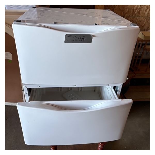 WASHER AND DRYER PEDESTALS